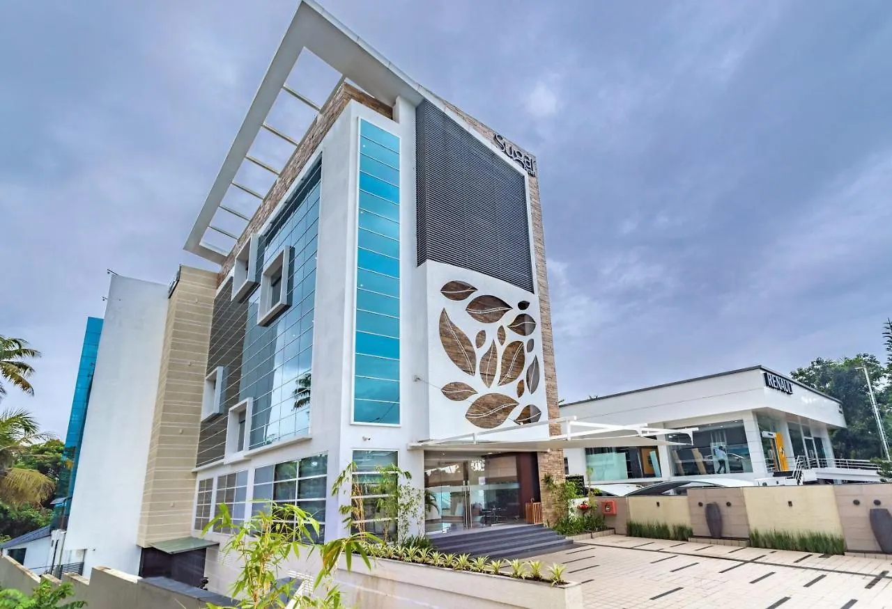 Sugar Business Hotel Kochi 4*,  India